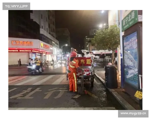 从“严管”到“善治”:贵阳交警实施夜间便民停车政策 “暖心标线”点亮城市“烟火气”—— 从“严管”到“善治”:贵阳交警实施夜间便民停车政策 “暖心标线”点亮城市“烟火气”——